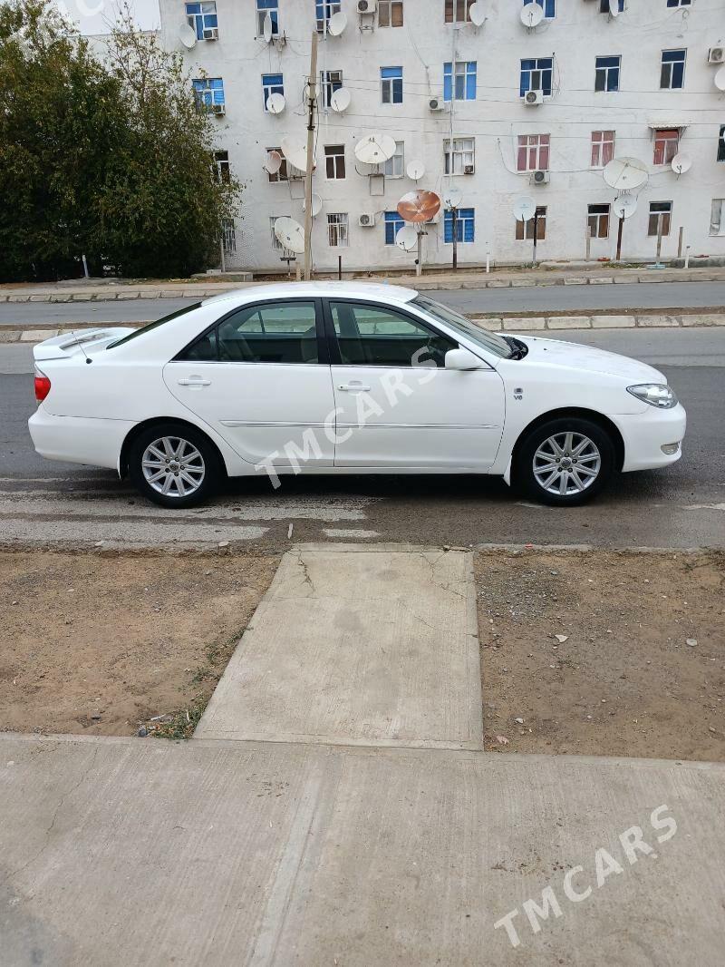 Toyota Camry 2003 - 130 000 TMT - Гызыларбат - img 4