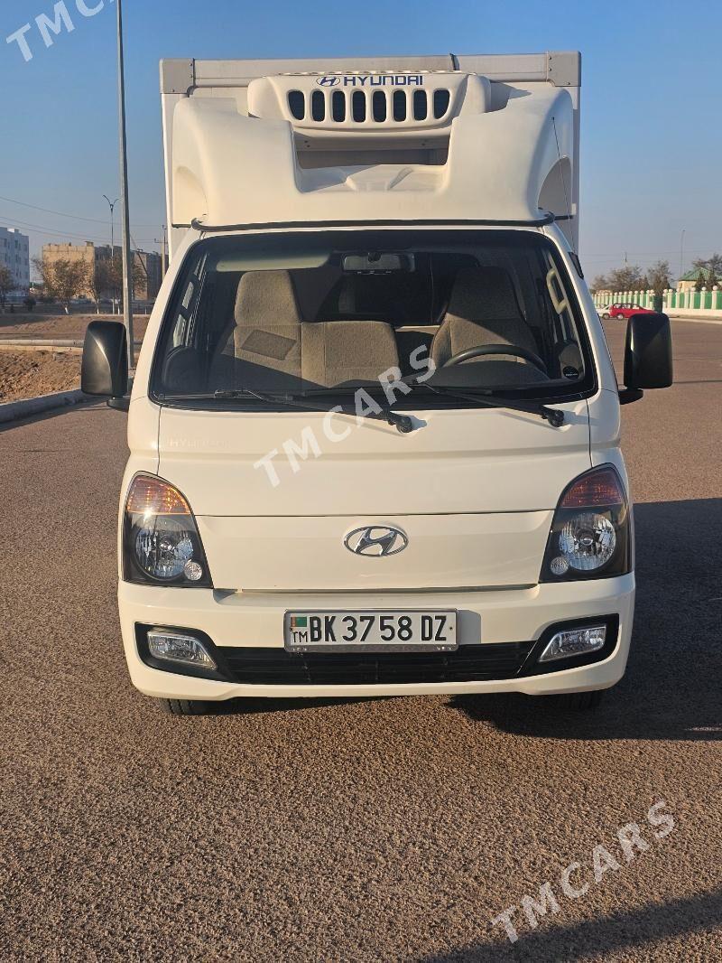 Kia Bongo 2013 - 220 000 TMT - Daşoguz - img 3