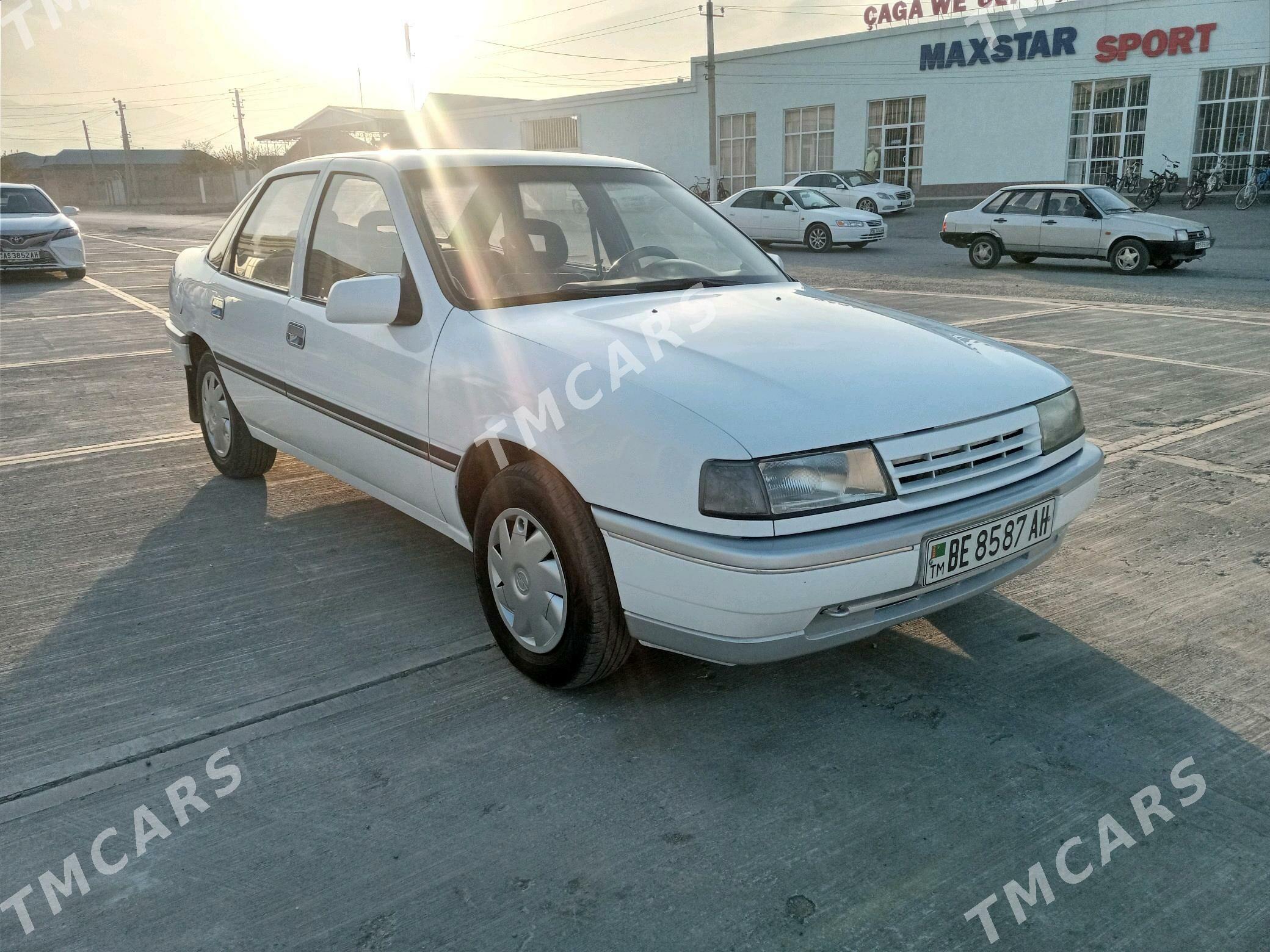 Opel Vectra 1989 - 37 000 TMT - Bäherden - img 5