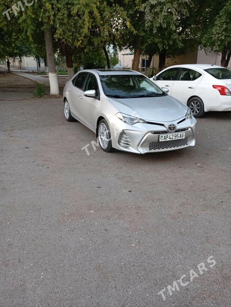 Toyota Corolla 2017 - 230 000 TMT - Район ст. Аэропорта, ул. Гагарина - img 3