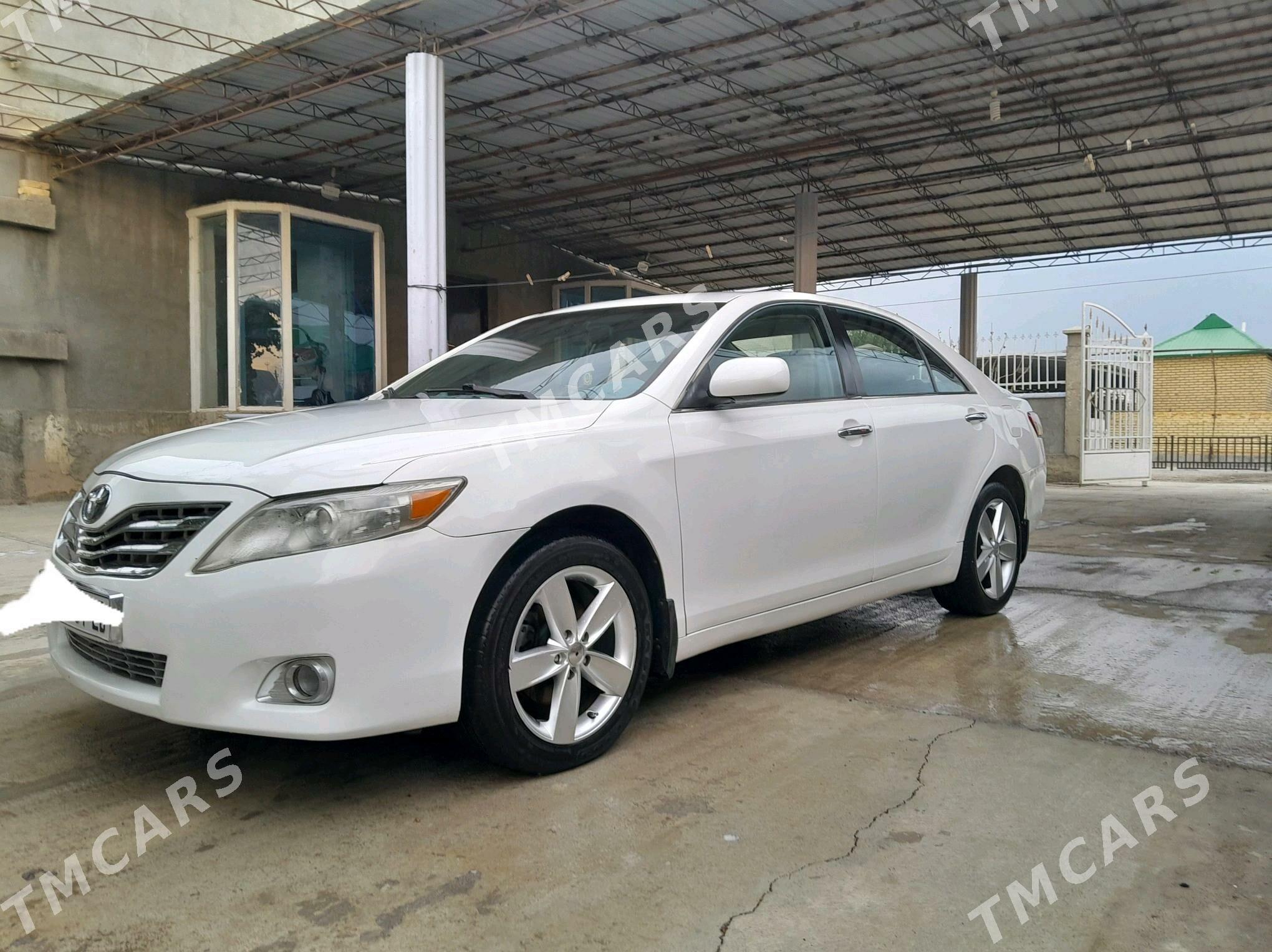 Toyota Camry 2010 - 127 000 TMT - Койтендаг - img 6