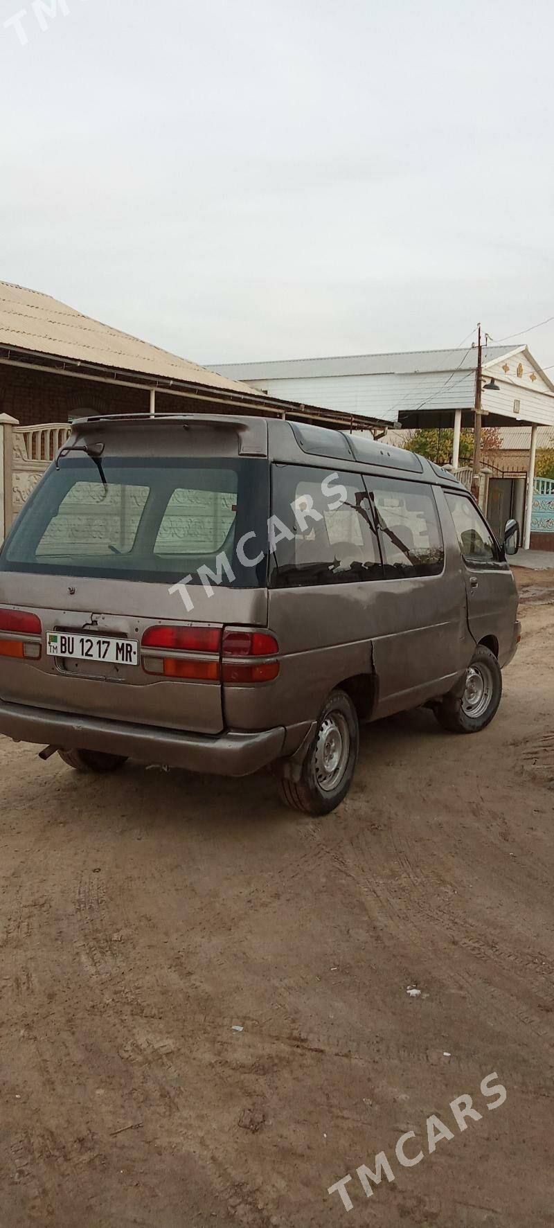 Toyota Town Ace 1993 - 22 000 TMT - Мары - img 4