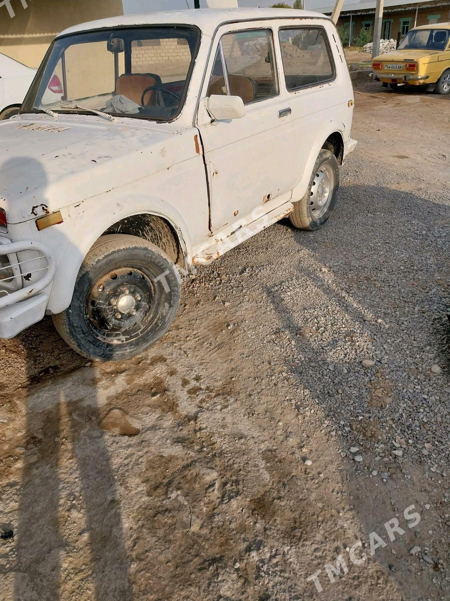 Lada Niva 1980 - 10 000 TMT - Ýaşlyk - img 5