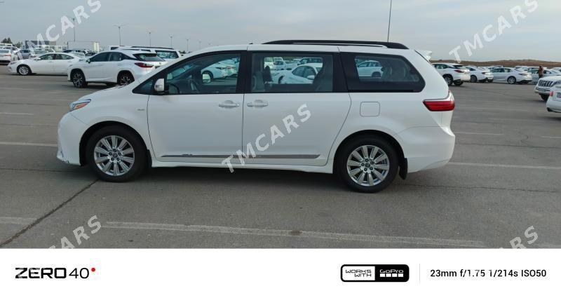 Toyota Sienna 2019 - 550 000 TMT - Aşgabat - img 5