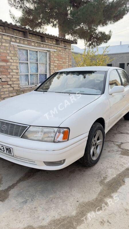 Toyota Avalon 1995 - 95 000 TMT - Байрамали - img 3