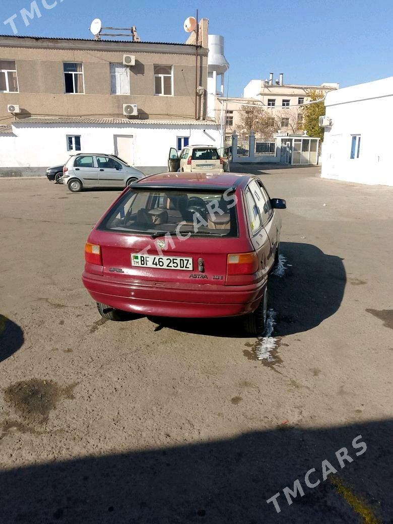 Opel Astra 1992 - 30 000 TMT - Daşoguz - img 3