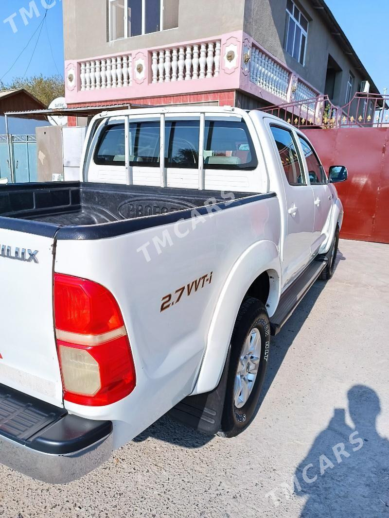 Toyota Hilux 2008 - 200 000 TMT - Балканабат - img 5