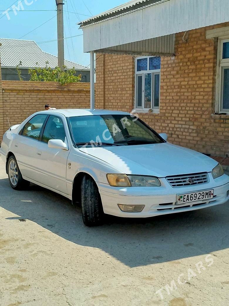 Toyota Camry 1998 - 130 000 TMT - Мары - img 2