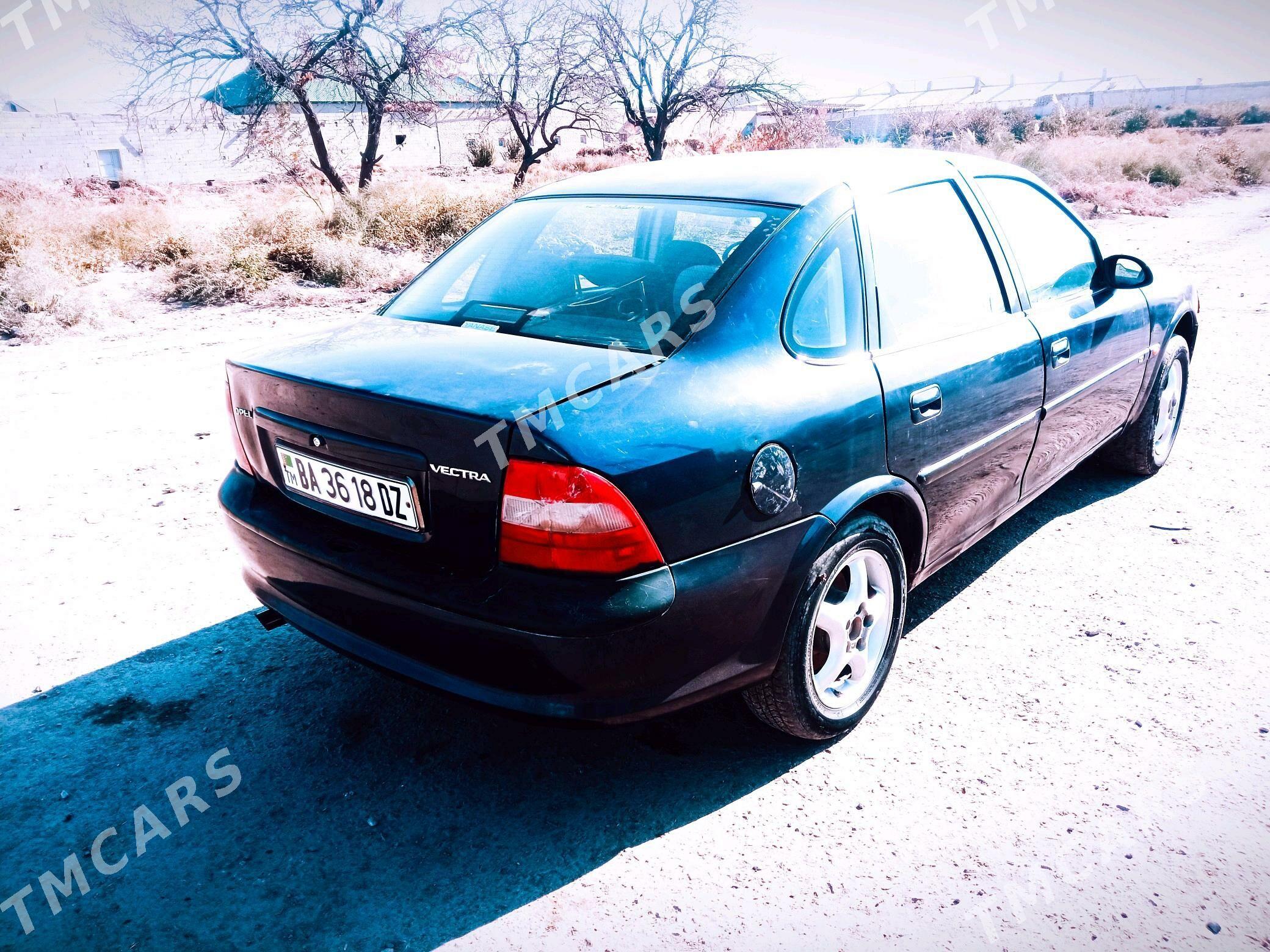 Opel Vectra 1997 - 30 000 TMT - Гурбансолтан Едже - img 3