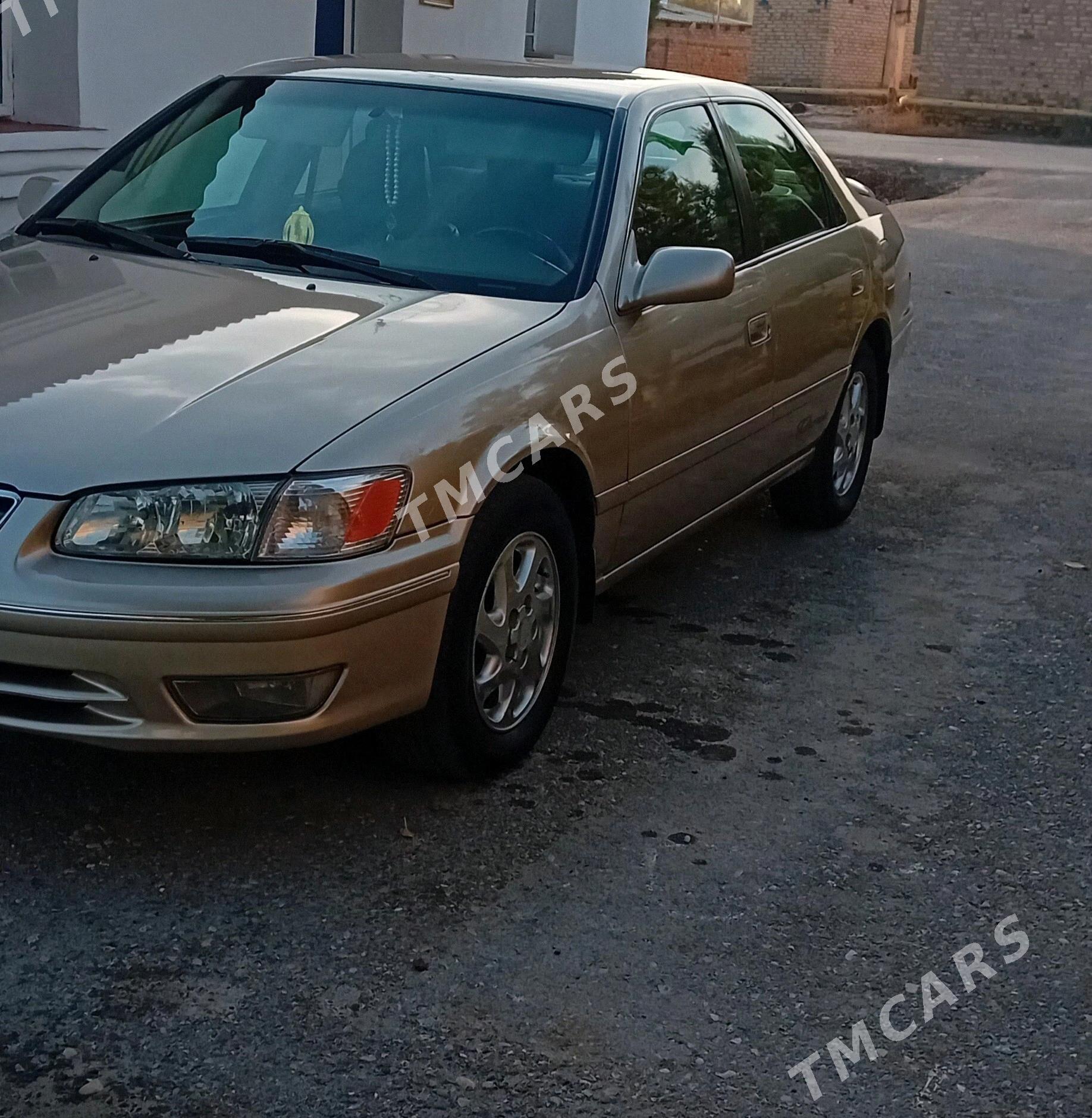 Toyota Camry 2000 - 120 000 TMT - Дянев - img 3