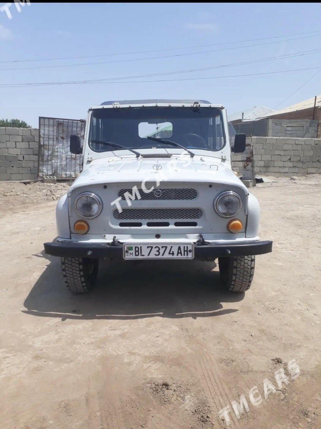 UAZ 469 1999 - 50 000 TMT - Bäherden - img 2