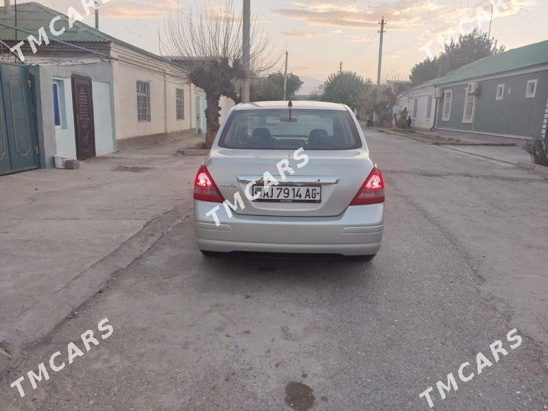 Nissan Versa 2010 - 115 000 TMT - Бузмеин - img 4