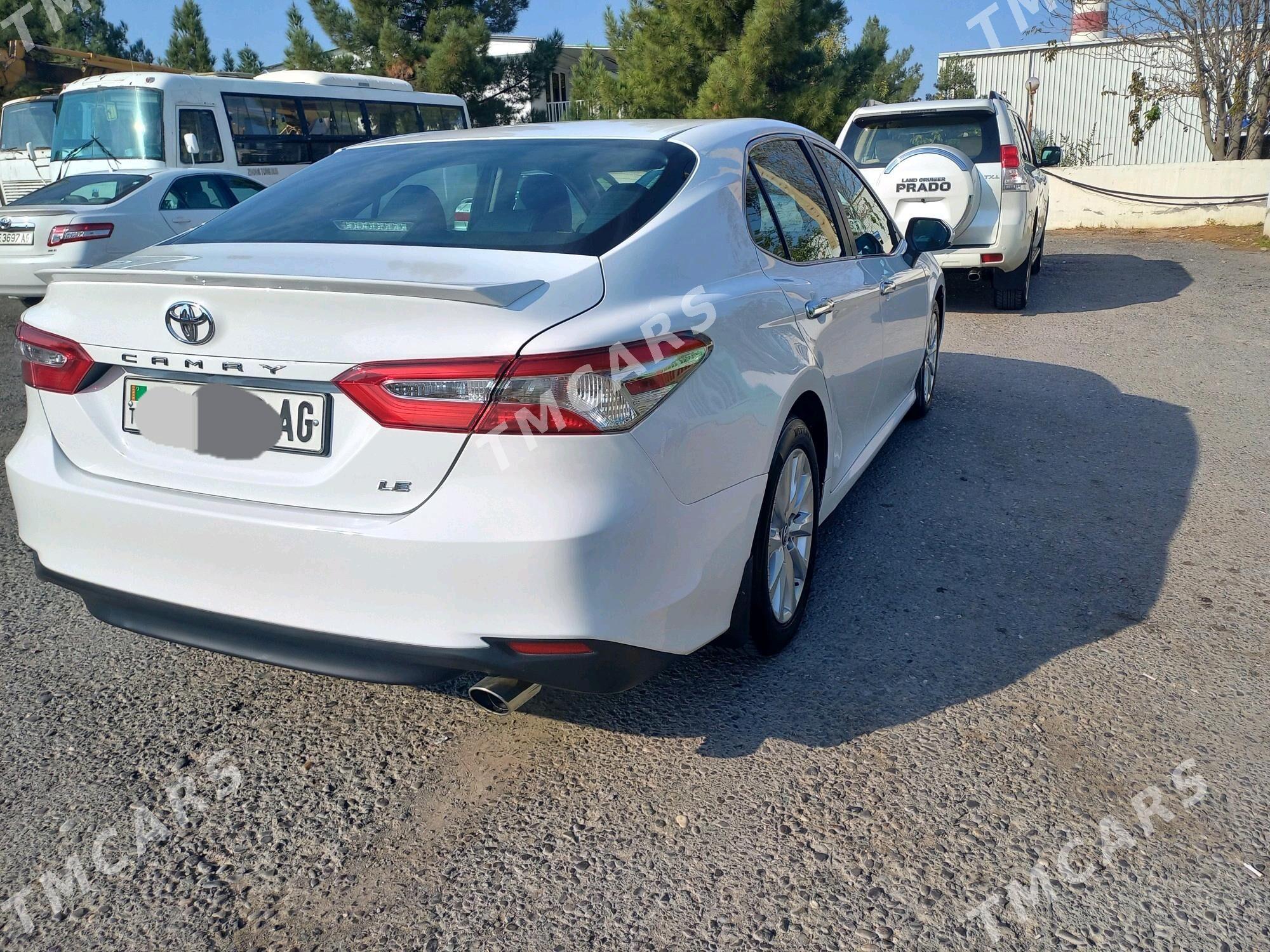 Toyota Camry 2018 - 305 000 TMT - Aşgabat - img 4