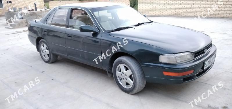 Toyota Camry 1993 - 90 000 TMT - Мары - img 4