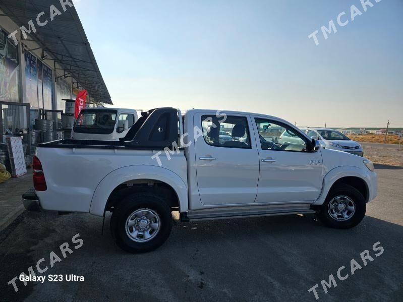 Toyota Hilux 2013 - 349 000 TMT - Änew - img 9