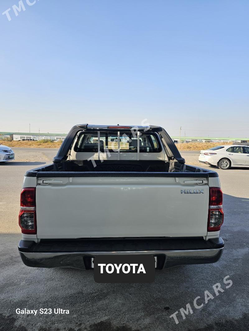 Toyota Hilux 2013 - 349 000 TMT - Änew - img 8