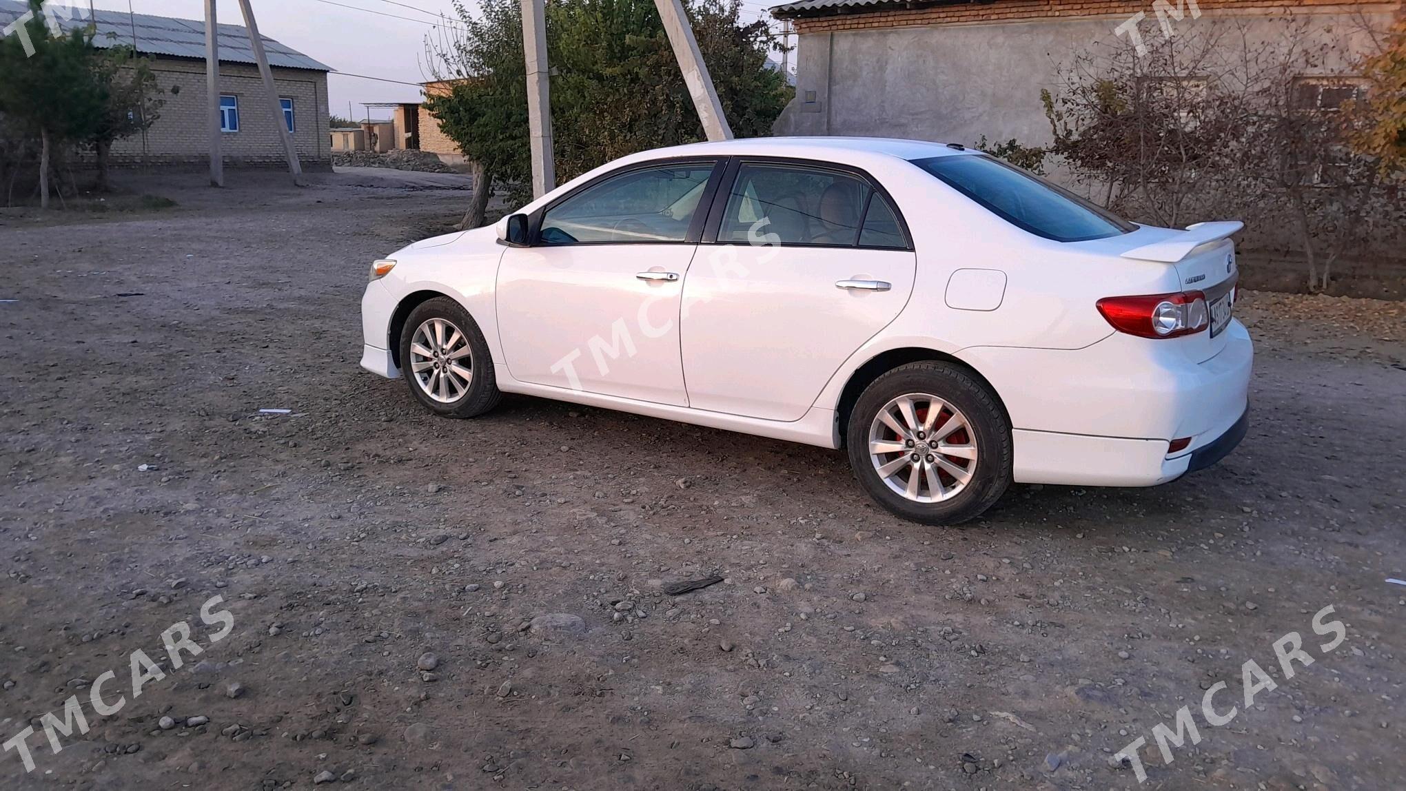 Toyota Corolla 2011 - 115 000 TMT - Саят - img 2