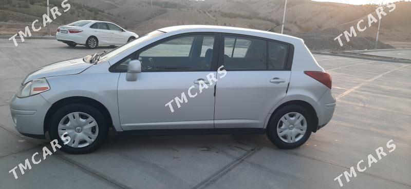 Nissan Versa 2011 - 88 000 TMT - Теджен - img 3