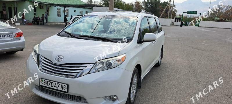 Toyota Sienna 2015 - 327 000 TMT - Ашхабад - img 8