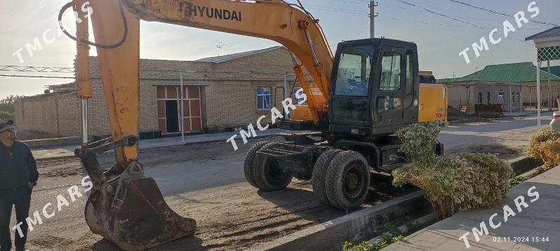 Caterpillar Excavator 2011 - 1 100 000 TMT - Türkmenabat - img 2