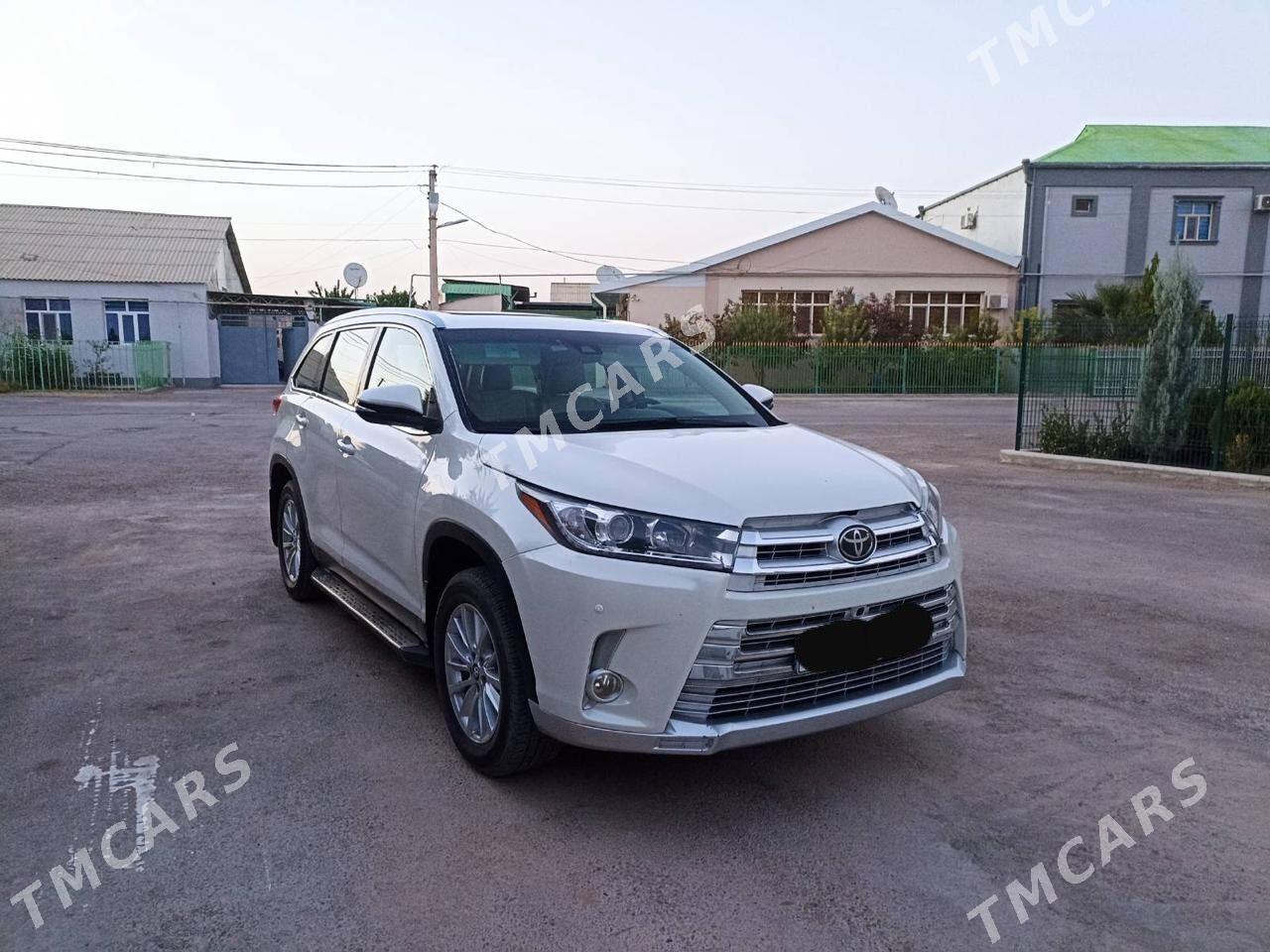 Toyota Highlander 2018 - 440 000 TMT - Ашхабад - img 7