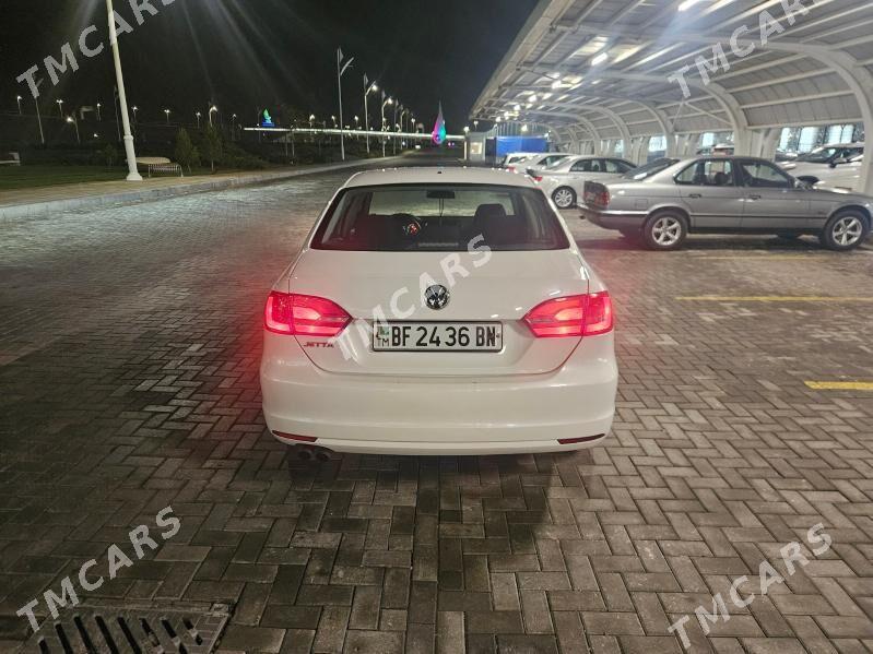 Volkswagen Jetta 2011 - 120 000 TMT - Türkmenbaşy - img 3