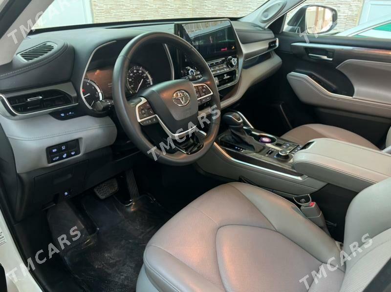 Toyota Highlander 2022 - 750 000 TMT - Ашхабад - img 5