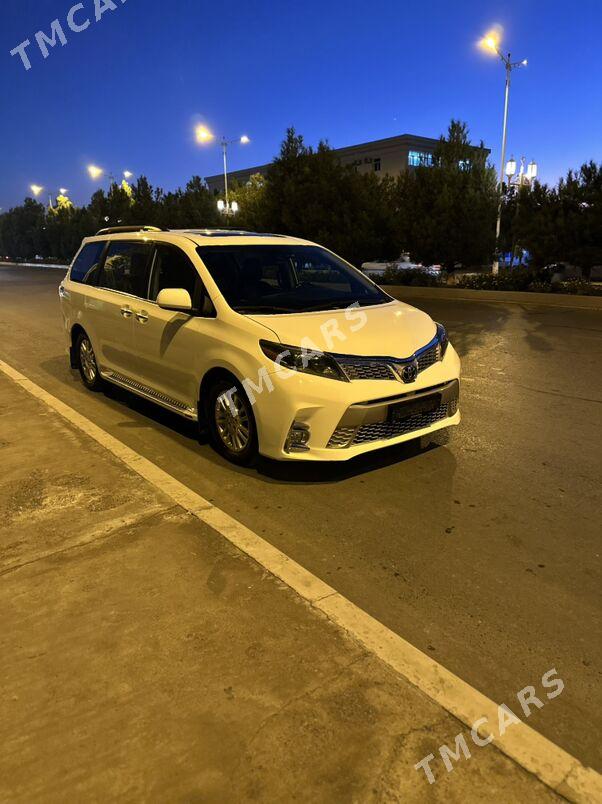 Toyota Sienna 2019 - 430 000 TMT - Türkmenabat - img 7