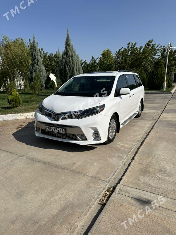 Toyota Sienna 2019 - 430 000 TMT - Türkmenabat - img 5