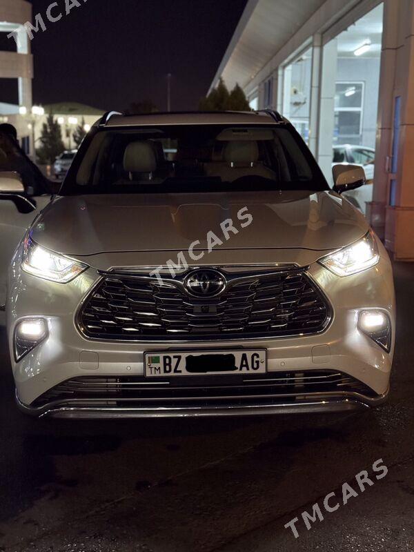 Toyota Highlander 2022 - 1 100 000 TMT - Ашхабад - img 3