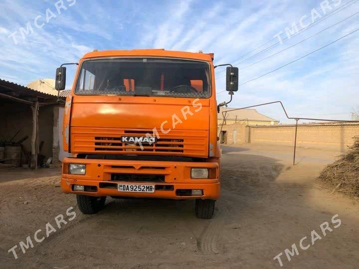 Kamaz 6520 2012 - 330 000 TMT - Сакарчага - img 4