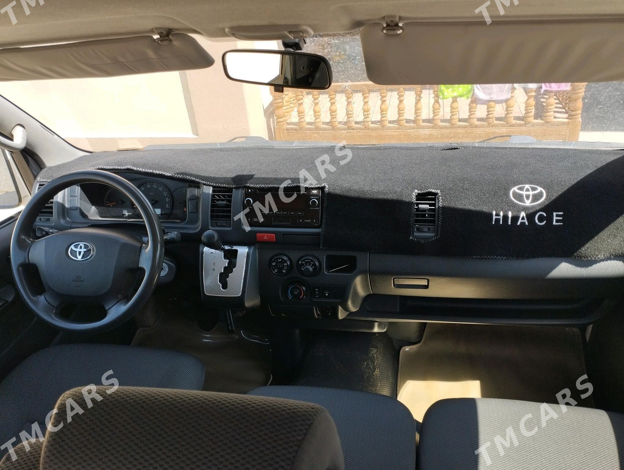 Toyota Hiace 2015 - 560 000 TMT - Aşgabat - img 3