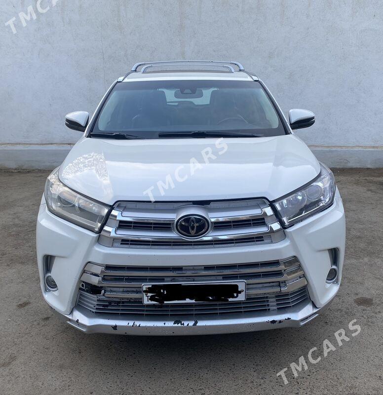 Toyota Highlander 2018 - 400 000 TMT - Türkmenabat - img 4