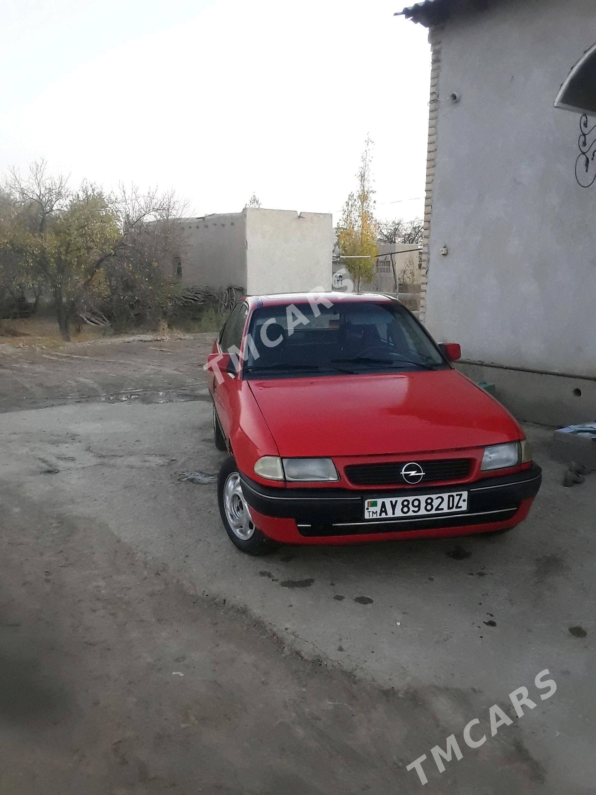 Opel Astra 1992 - 26 000 TMT - Губадаг - img 2