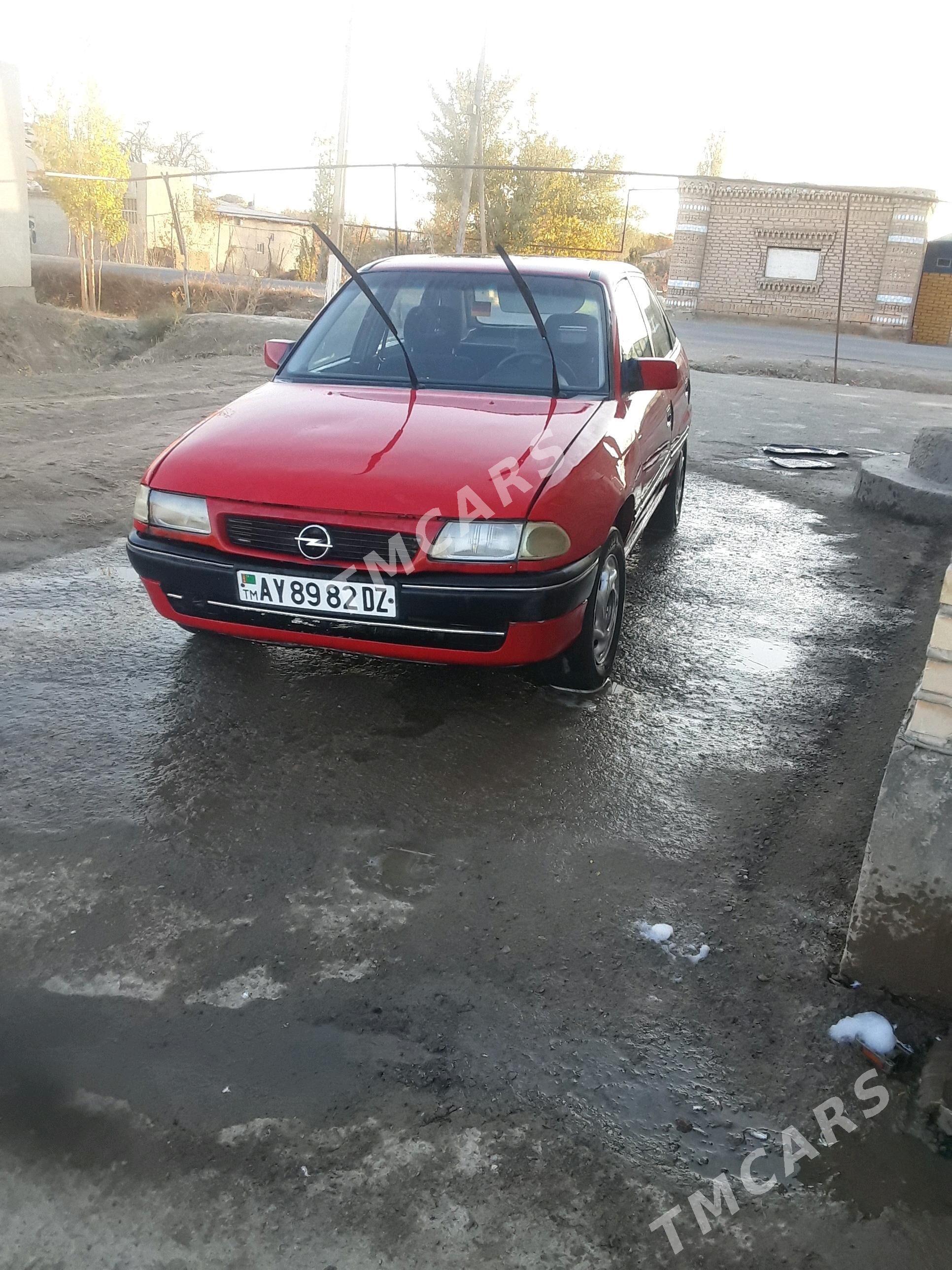 Opel Astra 1992 - 26 000 TMT - Губадаг - img 5