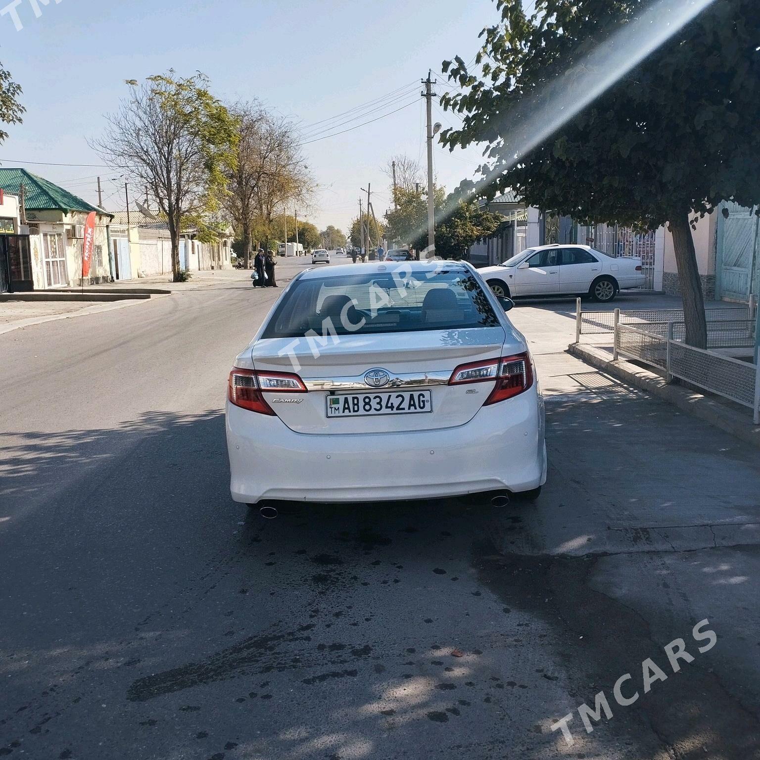 Toyota Camry 2013 - 230 000 TMT - Aşgabat - img 2