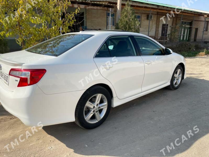 Toyota Camry 2012 - 220 000 TMT - Gubadag - img 5