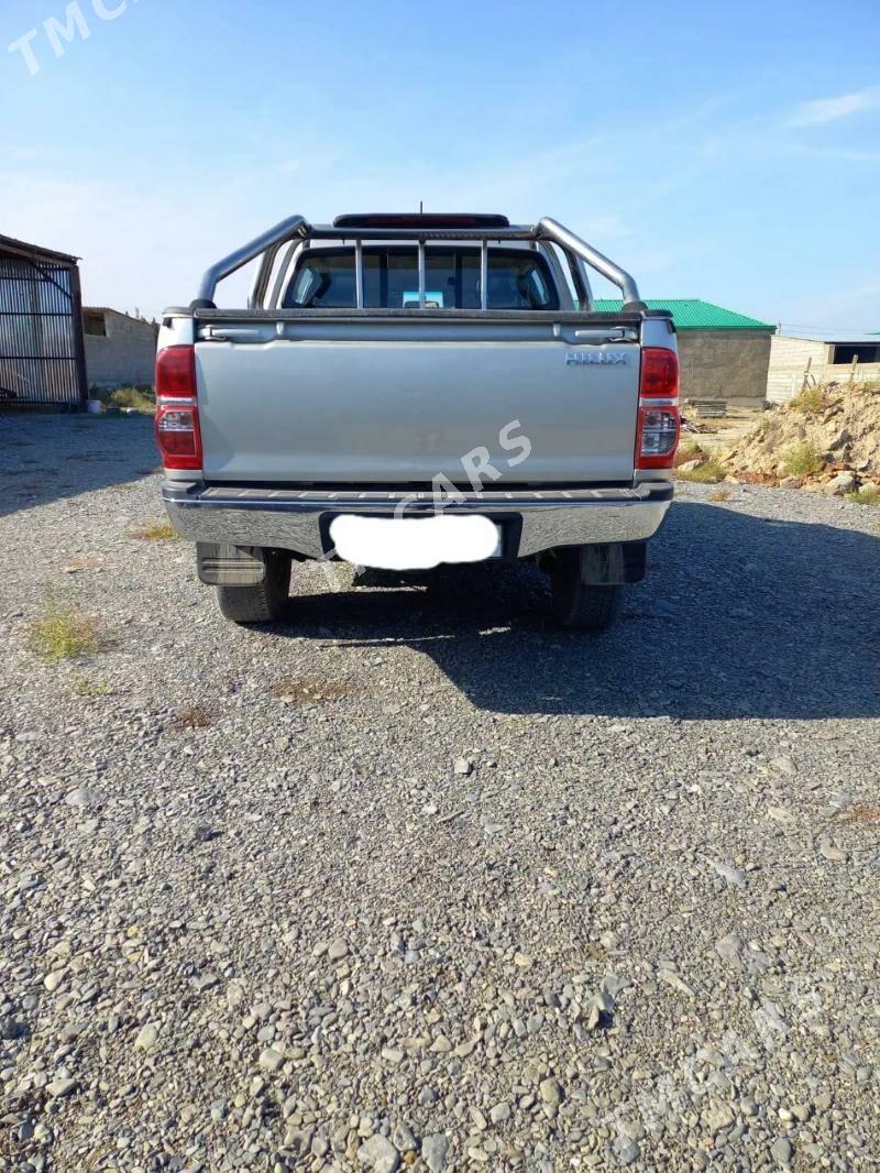 Toyota Hilux 2014 - 370 000 TMT - Гёкдепе - img 2