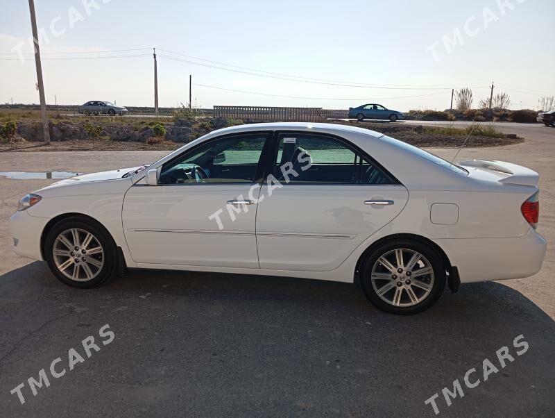 Toyota Camry 2002 - 175 000 TMT - Чарджоу - img 4