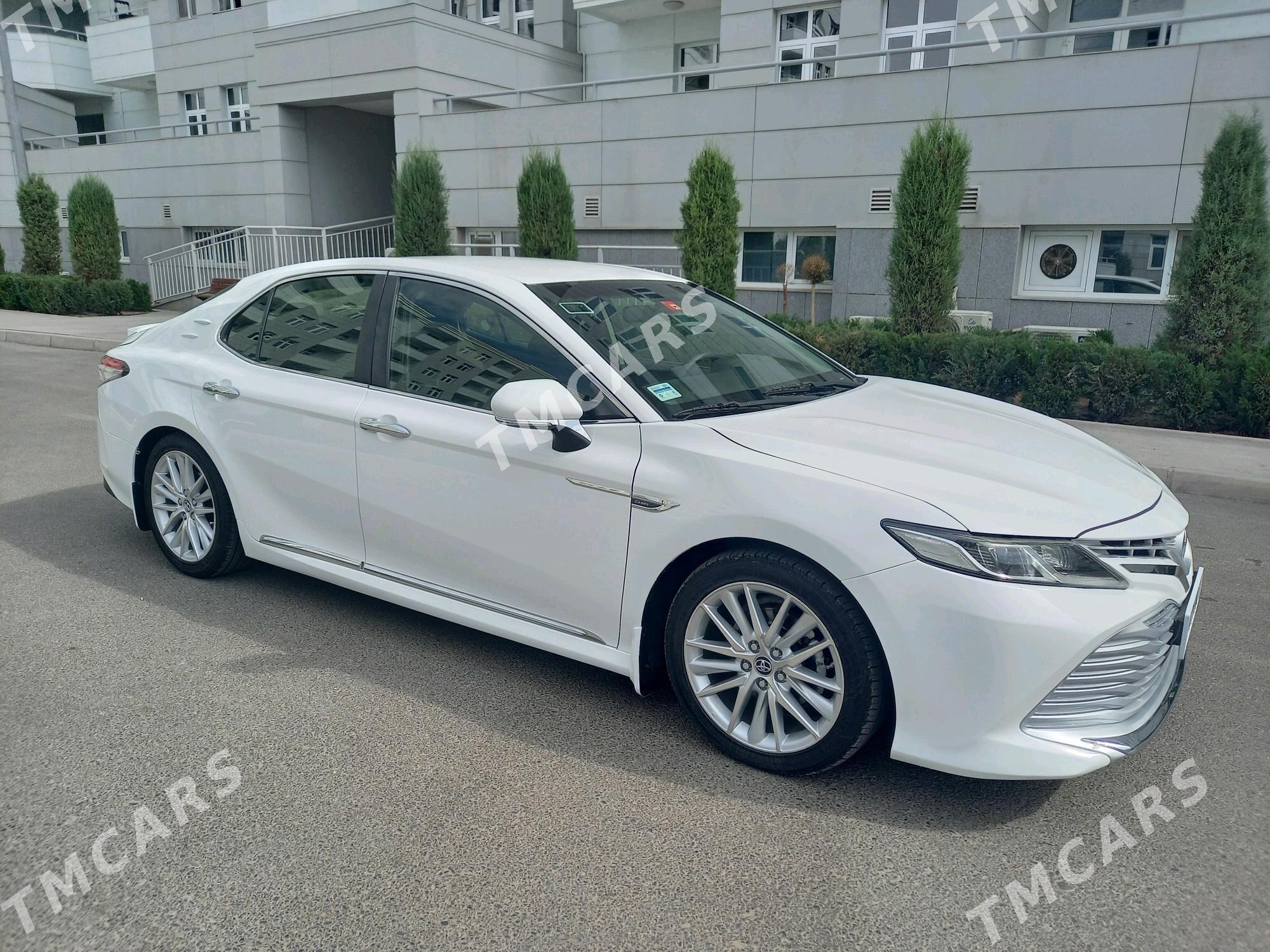 Toyota Camry 2019 - 260 000 TMT - Мары - img 3