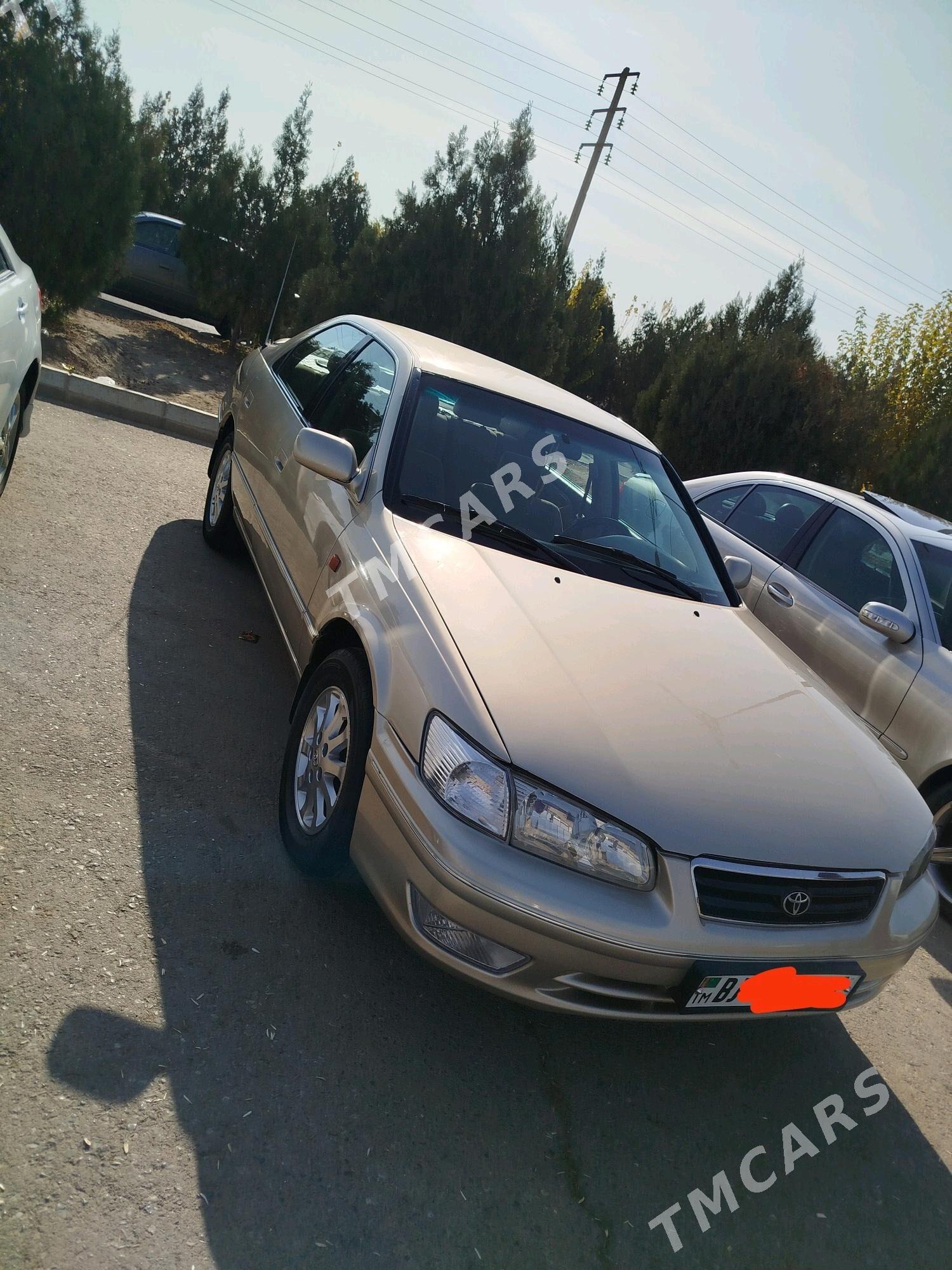 Toyota Camry 2000 - 136 000 TMT - Дашогуз - img 3