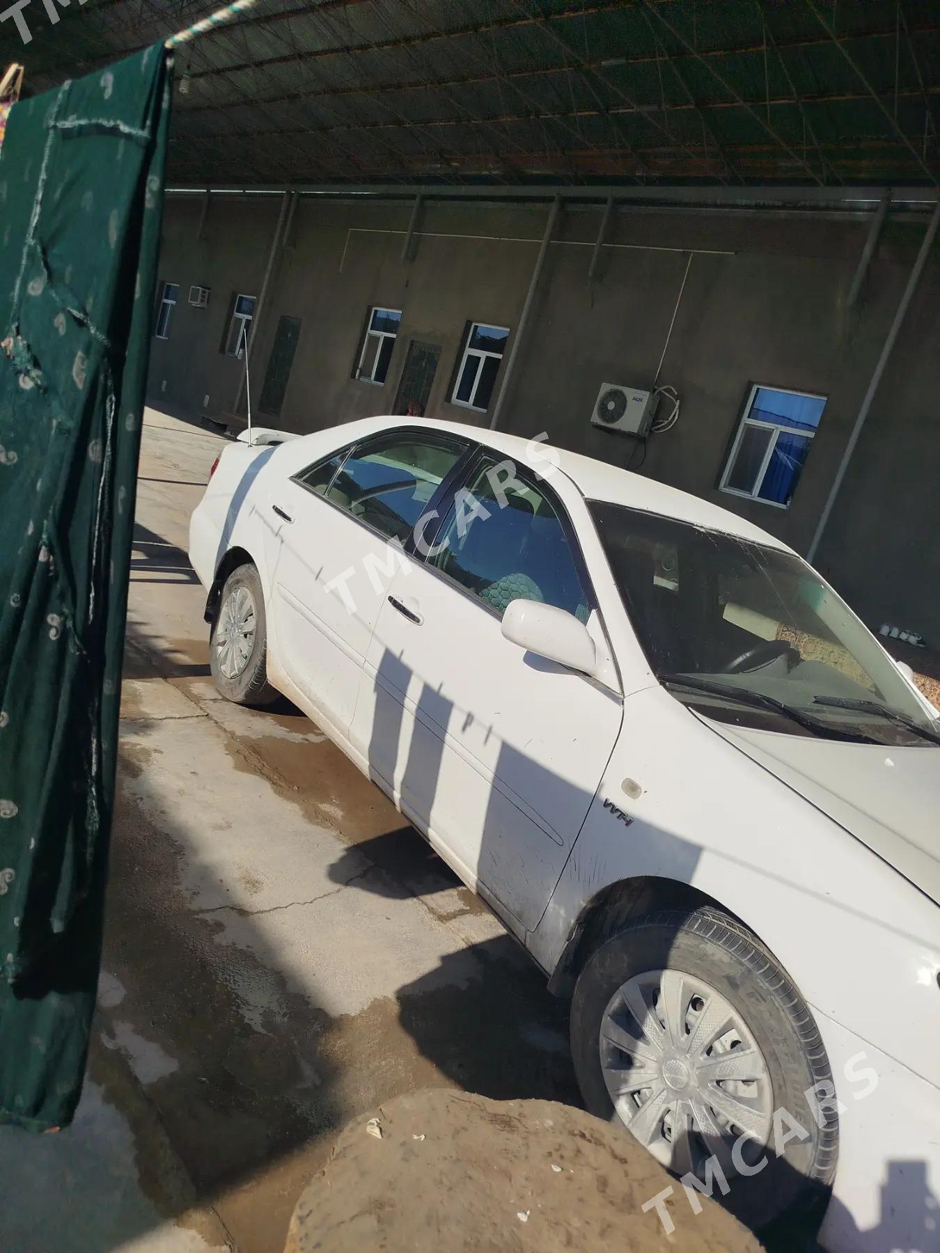 Toyota Camry 2002 - 125 000 TMT - Байрамали - img 2