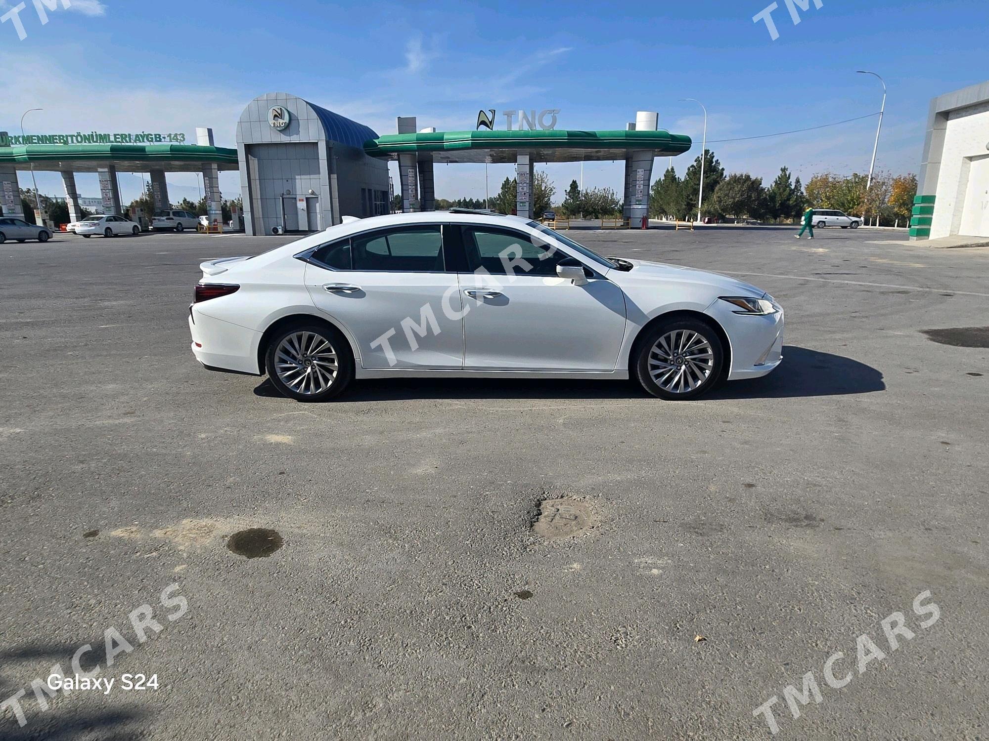 Lexus ES 350 2019 - 465 000 TMT - Гёкдепе - img 4