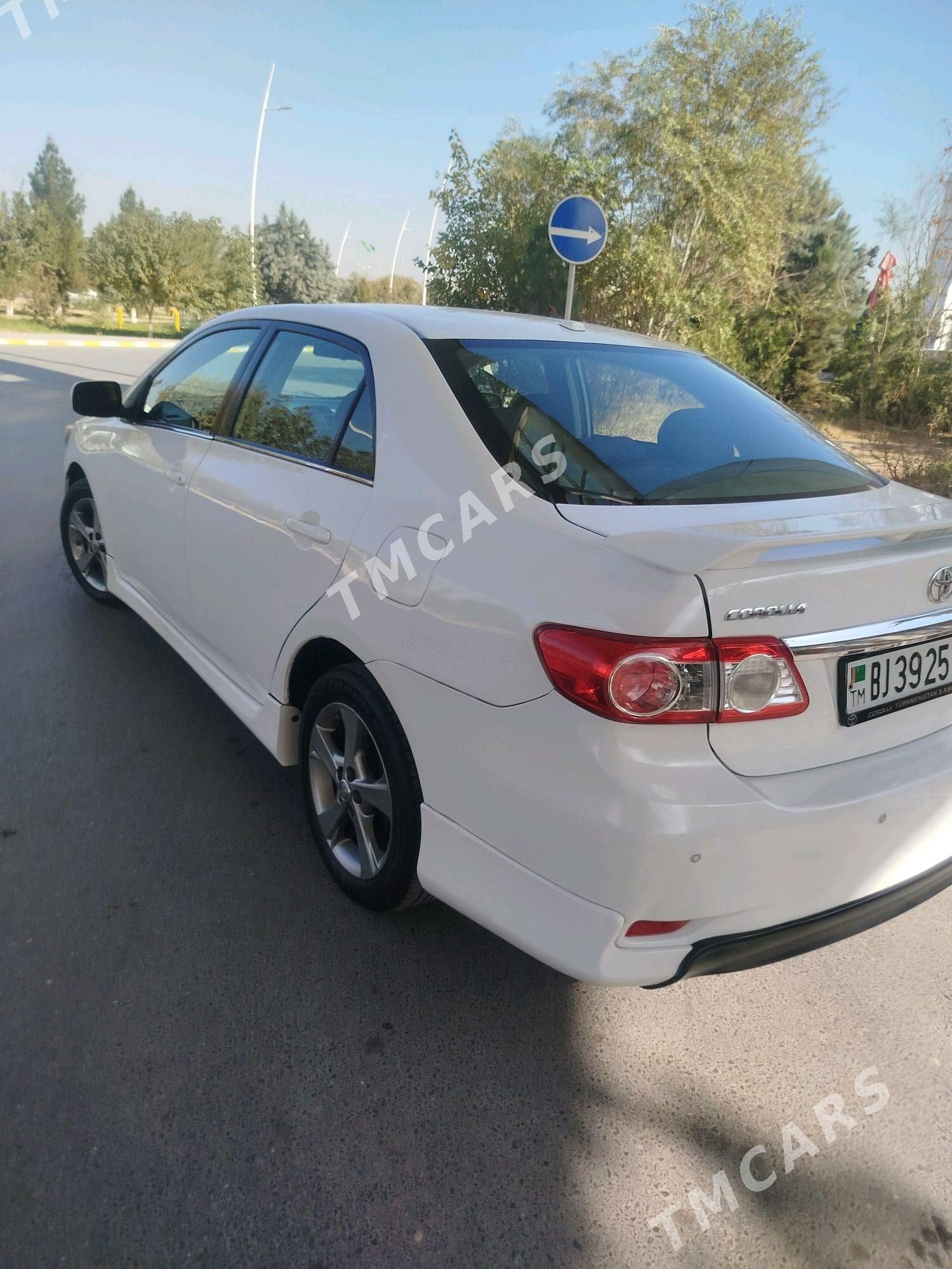 Toyota Corolla 2012 - 142 000 TMT - Ашхабад - img 4