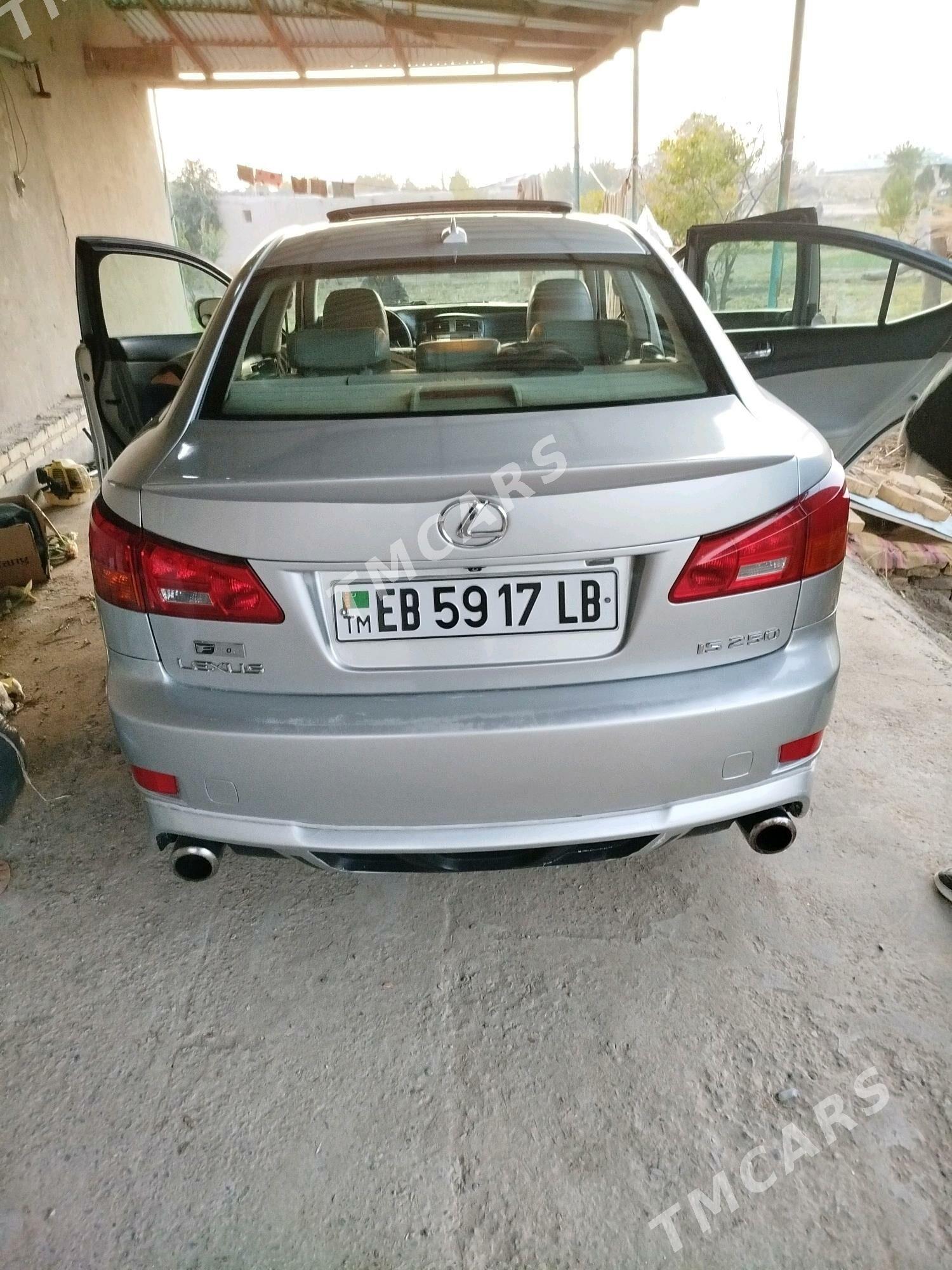 Lexus IS 250 2008 - 140 000 TMT - Çärjew - img 3