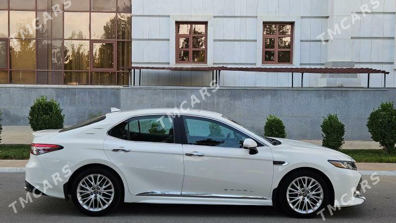 Toyota Camry 2018 - 290 000 TMT - Ашхабад - img 2