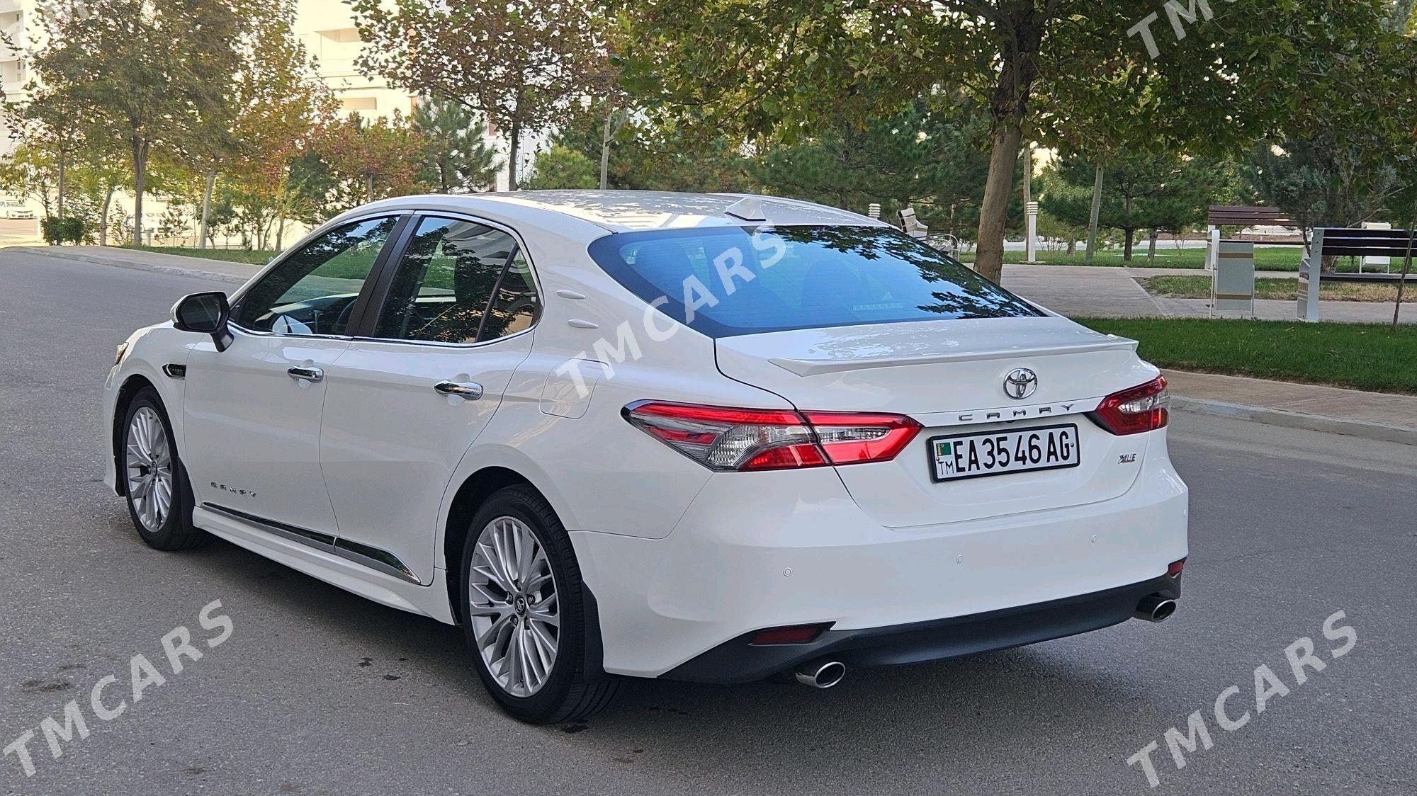 Toyota Camry 2018 - 290 000 TMT - Ашхабад - img 9