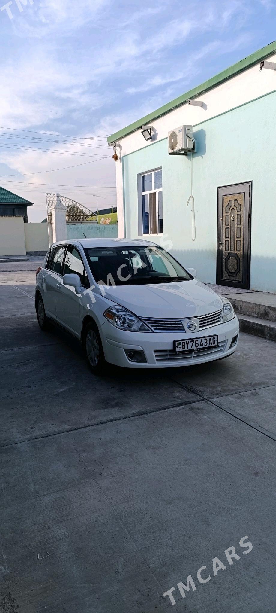 Nissan Versa 2011 - 109 500 TMT - Büzmeýin - img 2