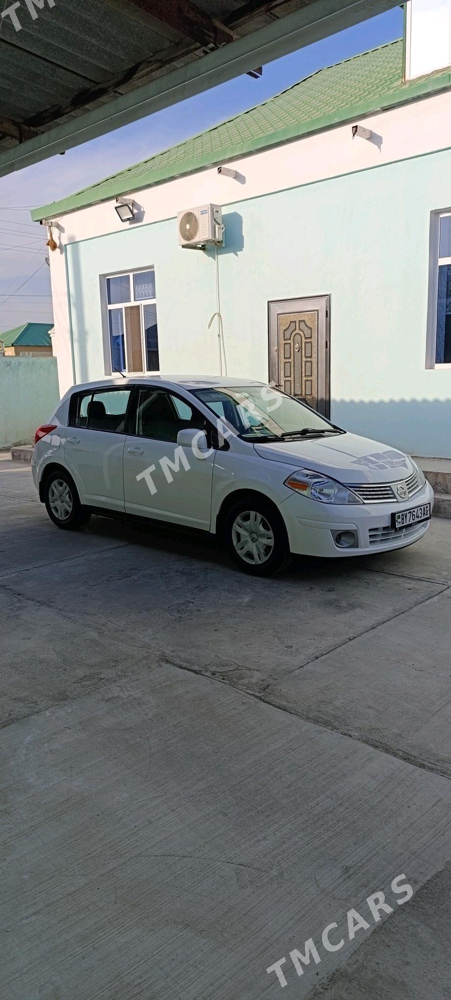 Nissan Versa 2011 - 109 500 TMT - Büzmeýin - img 3