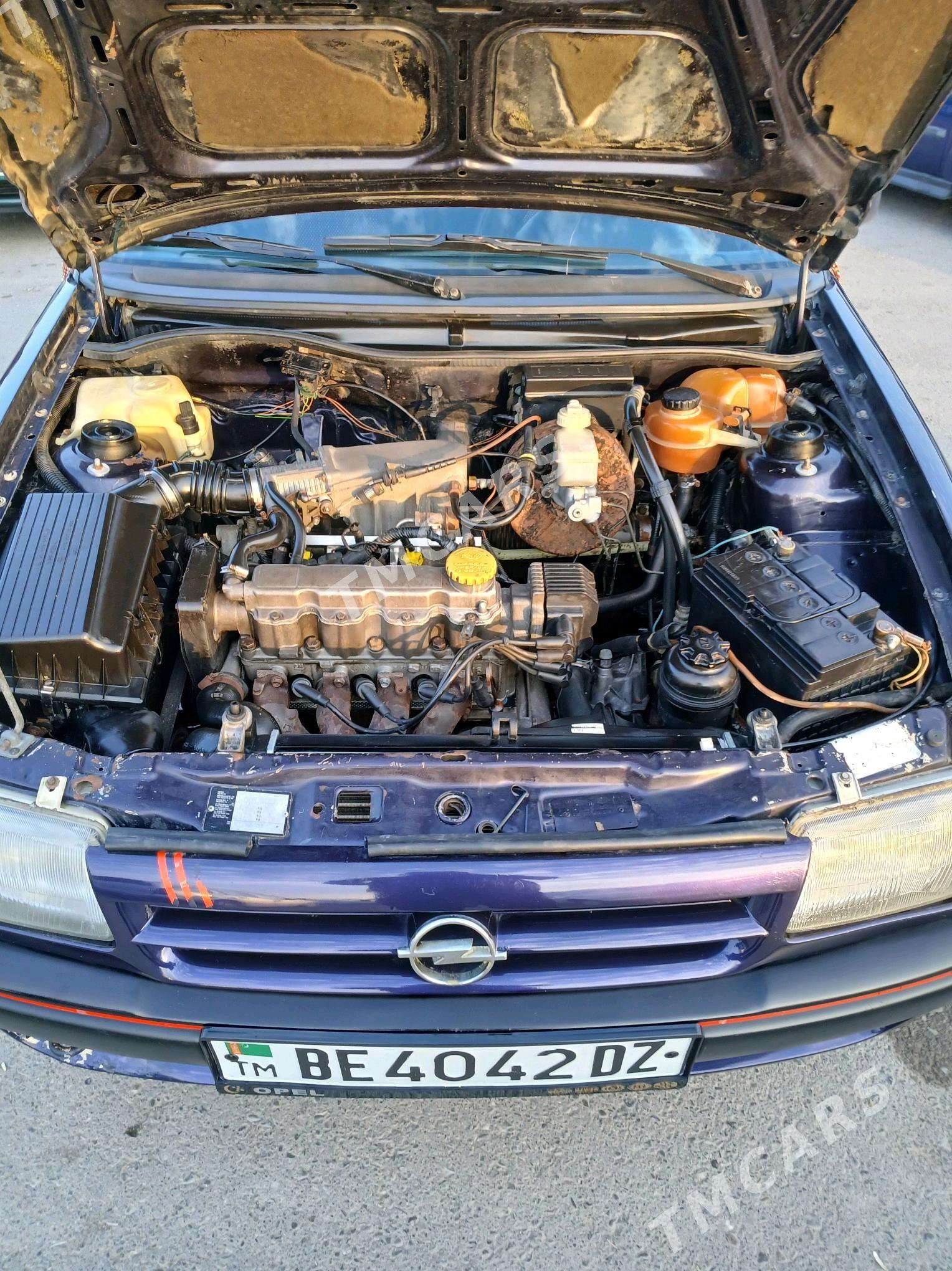 Opel Astra 1994 - 36 000 TMT - Daşoguz - img 6